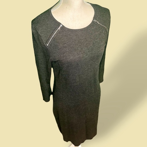 NWT Calvin Klein Gray Sweater Knit Midi Dress With Silver Zipper Details Size M - Picture 1 of 12